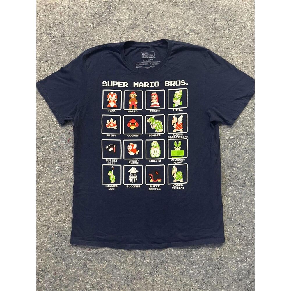 Super Mario Bros. Men’s Large Graphic T-Shirt